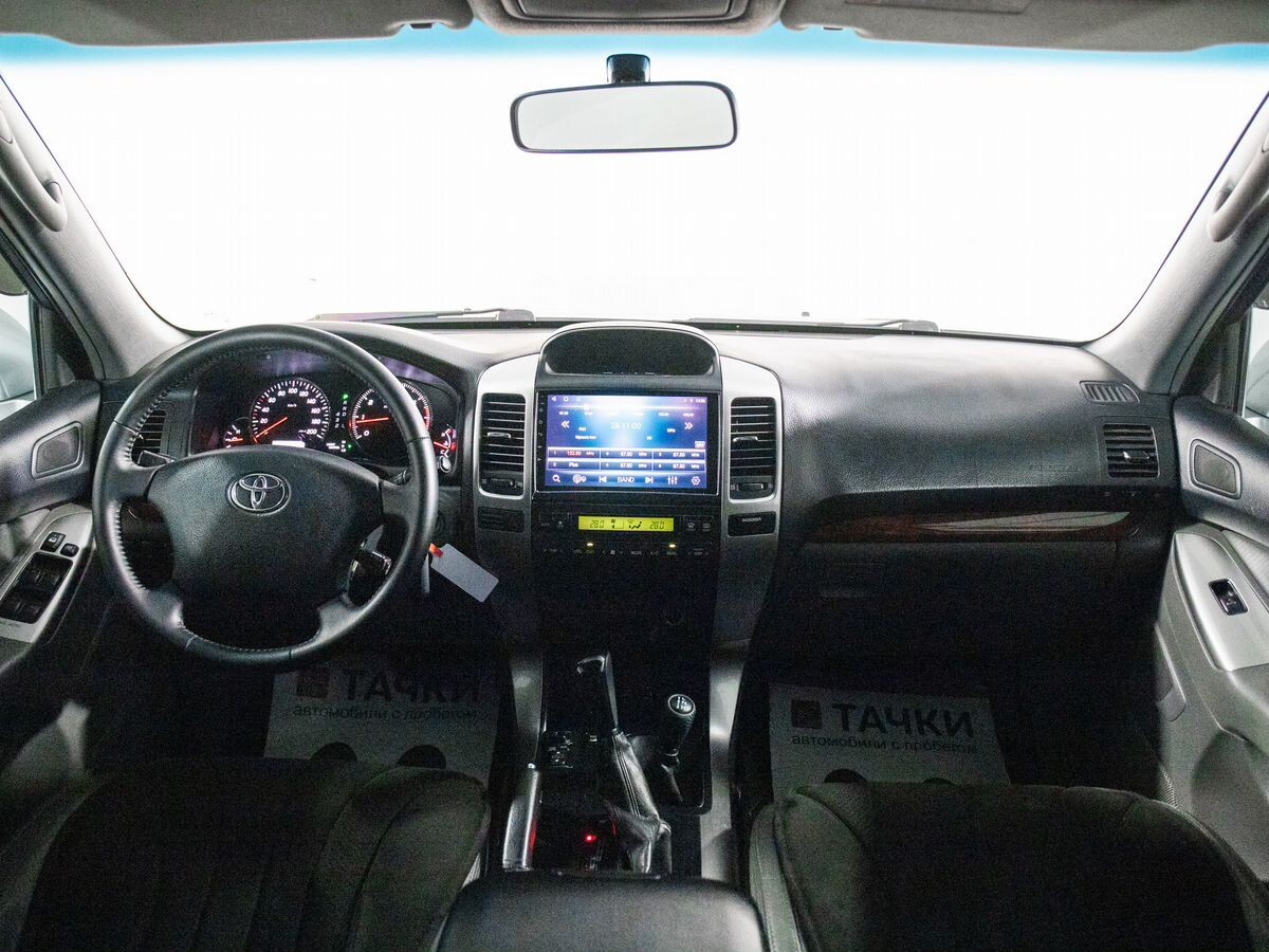 Toyota Land Cruiser Prado 2005 - фото автомобиля