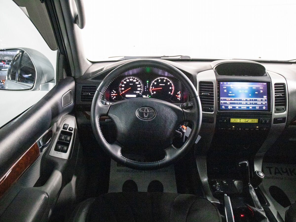 Toyota Land Cruiser Prado 2005 - фото автомобиля