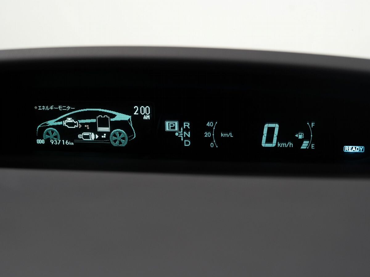 Toyota Prius 2010 - фото автомобиля