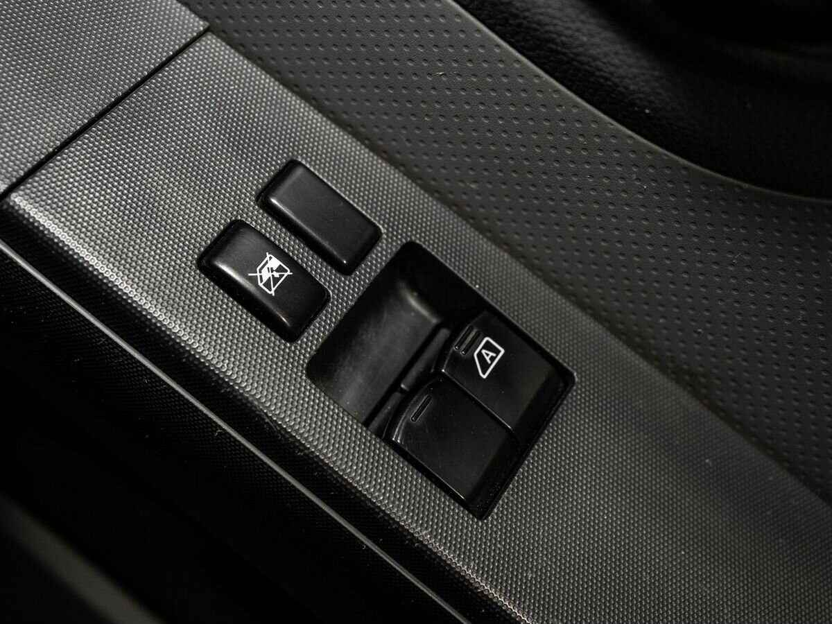 Nissan AD 2018 - фото автомобиля