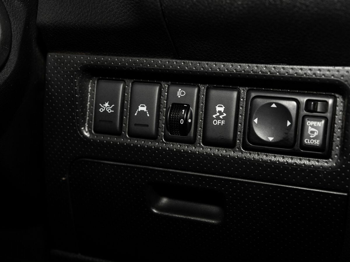 Nissan AD 2018 - фото автомобиля