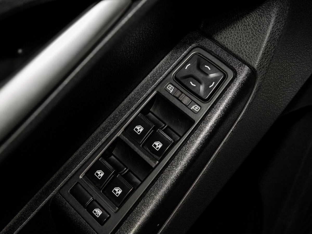 Lada (ВАЗ) Vesta 2019 - фото автомобиля