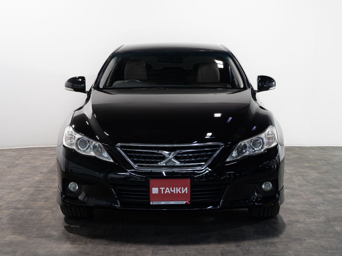 Toyota Mark X 2010 - фото автомобиля
