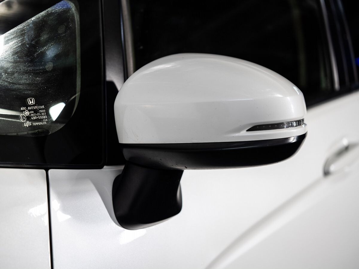 Honda Shuttle 2016 - фото автомобиля