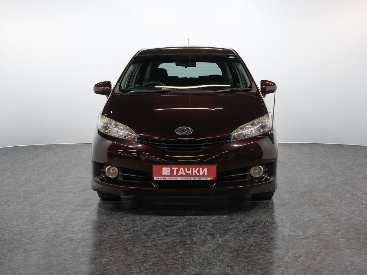 Toyota Wish 2010 - фото автомобиля