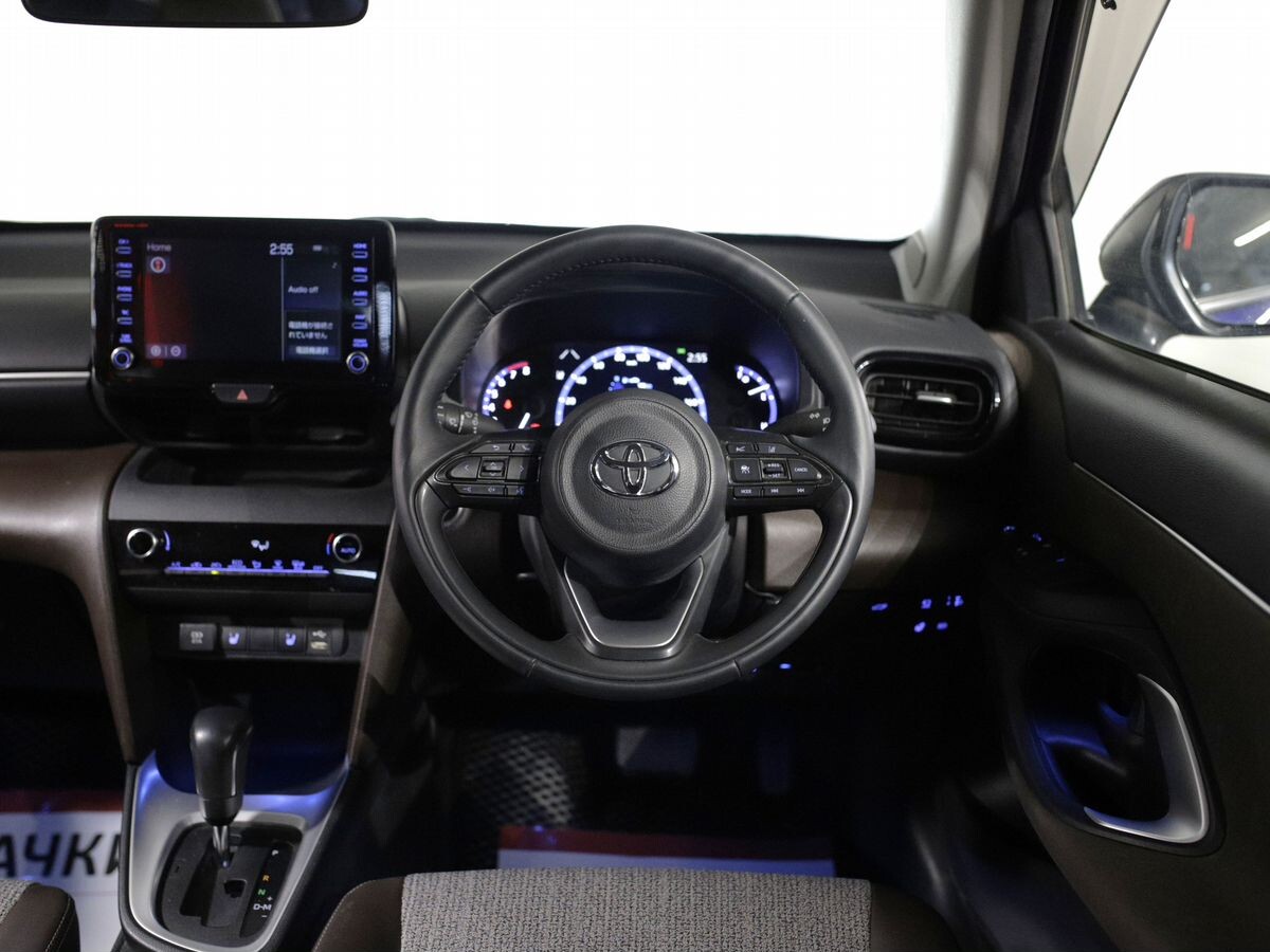Toyota Yaris Cross 2021 - фото автомобиля