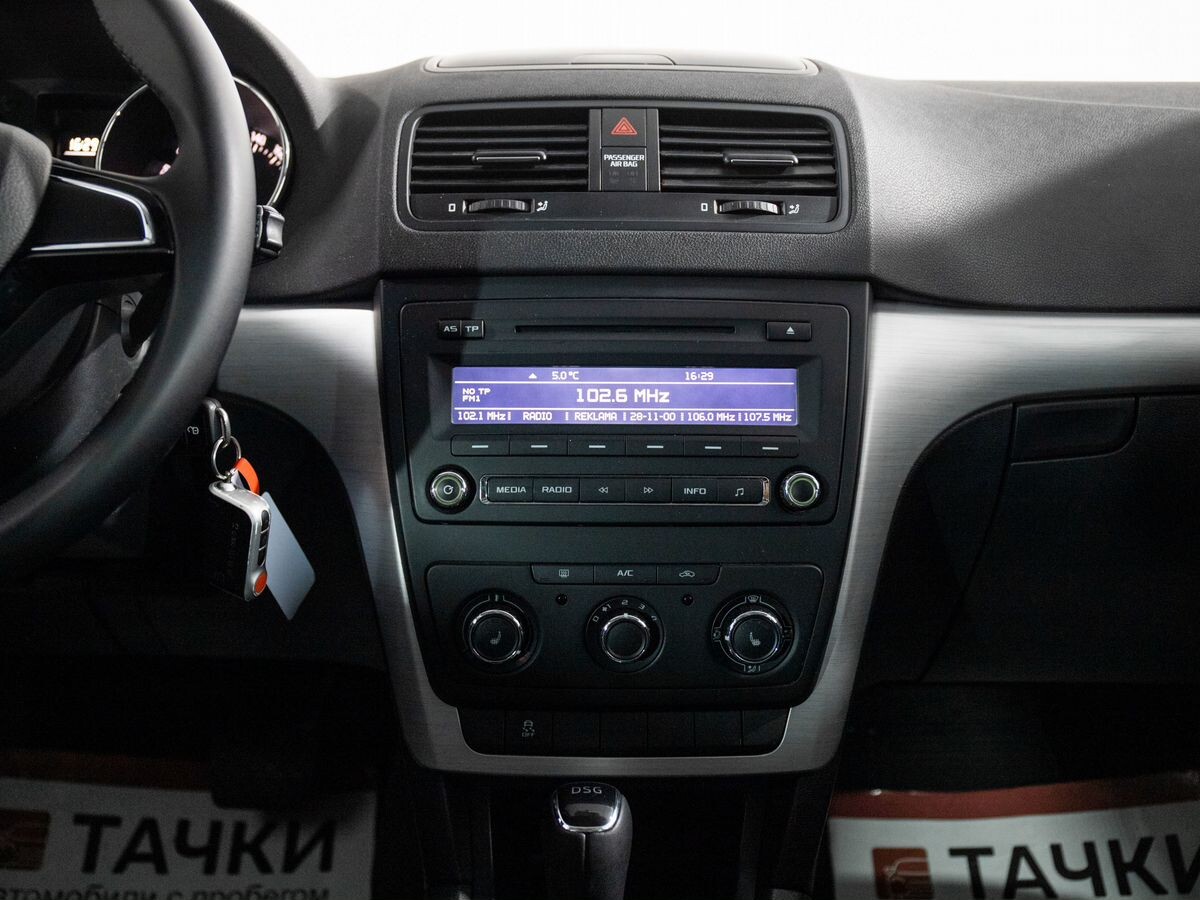 Skoda Yeti 2014 - фото автомобиля