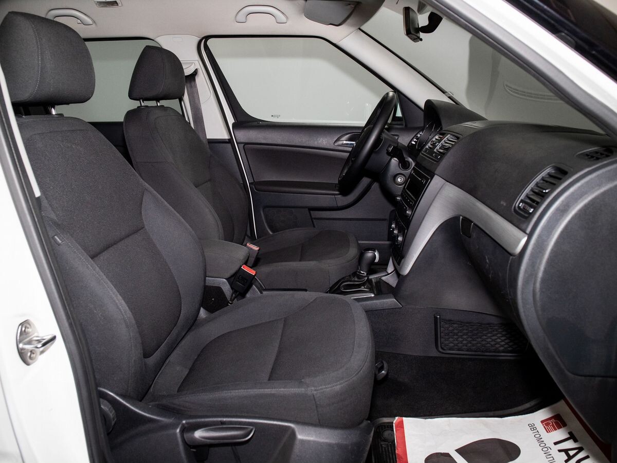 Skoda Yeti 2014 - фото автомобиля