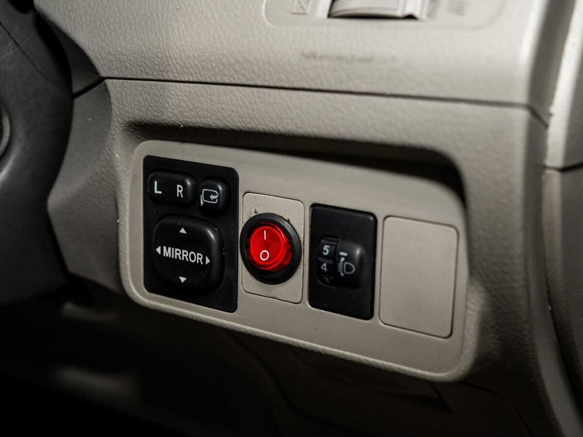 Toyota Corolla 2007 - фото автомобиля