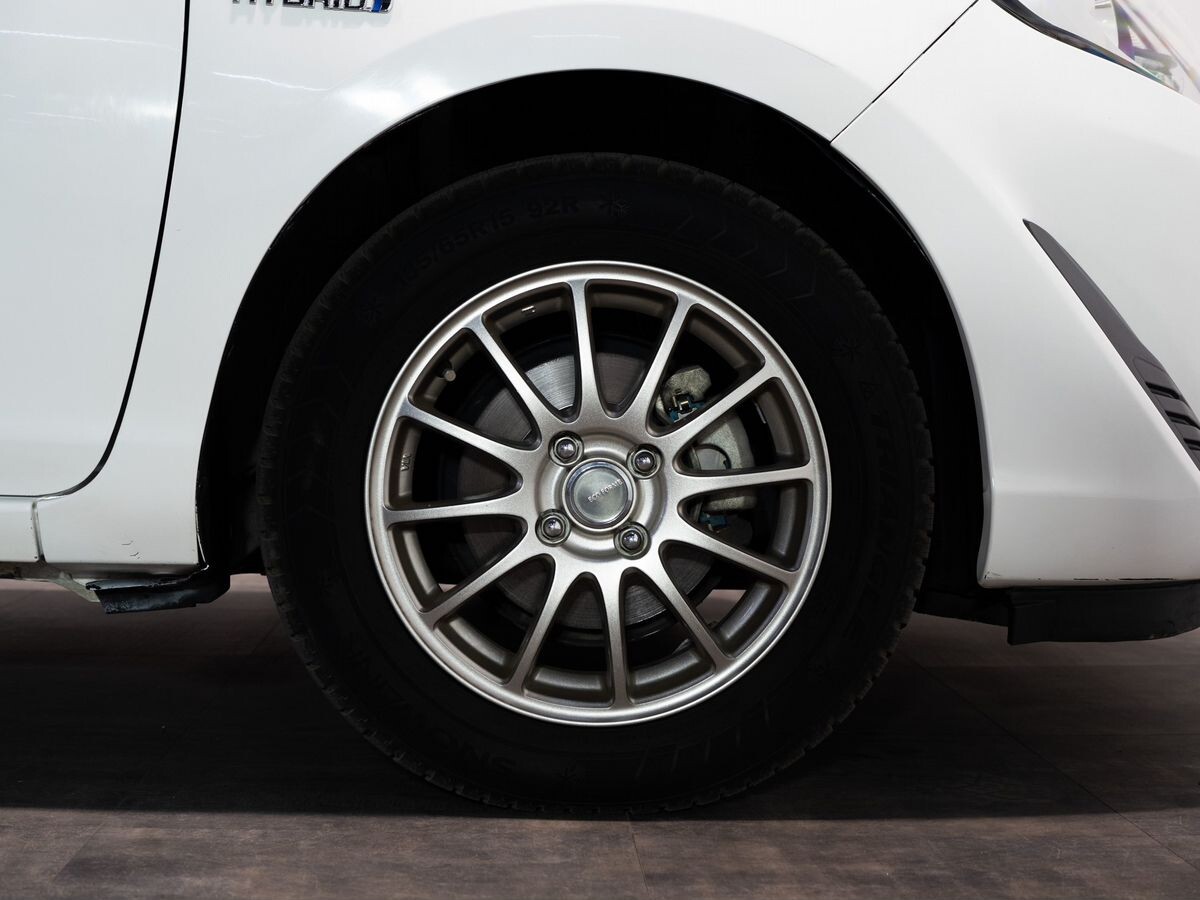 Toyota Aqua 2018 - фото автомобиля