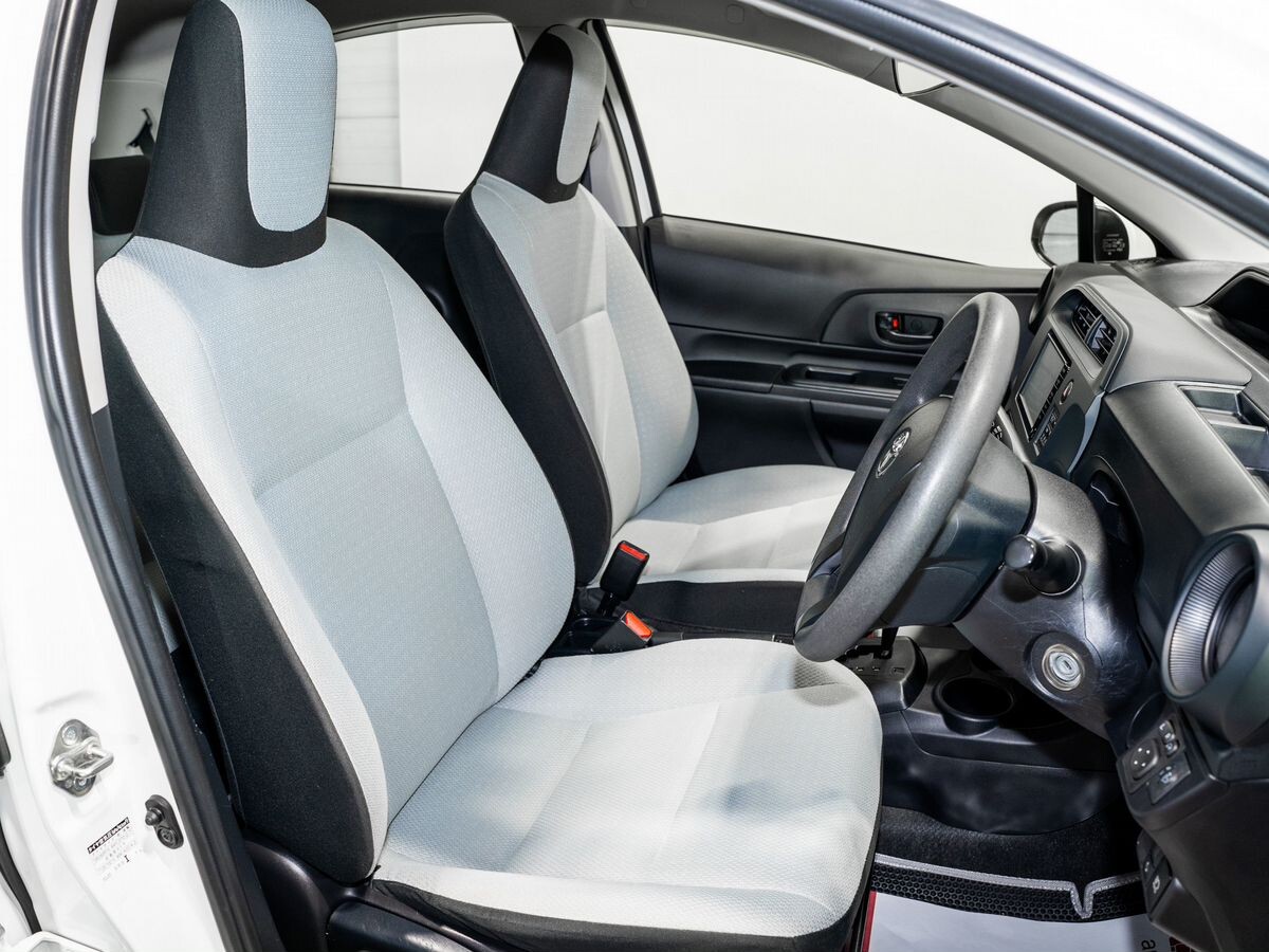 Toyota Aqua 2018 - фото автомобиля