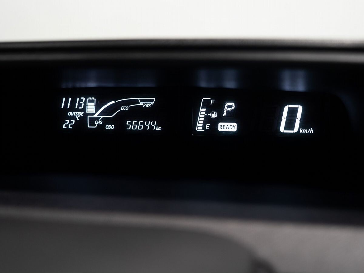 Toyota Aqua 2018 - фото автомобиля