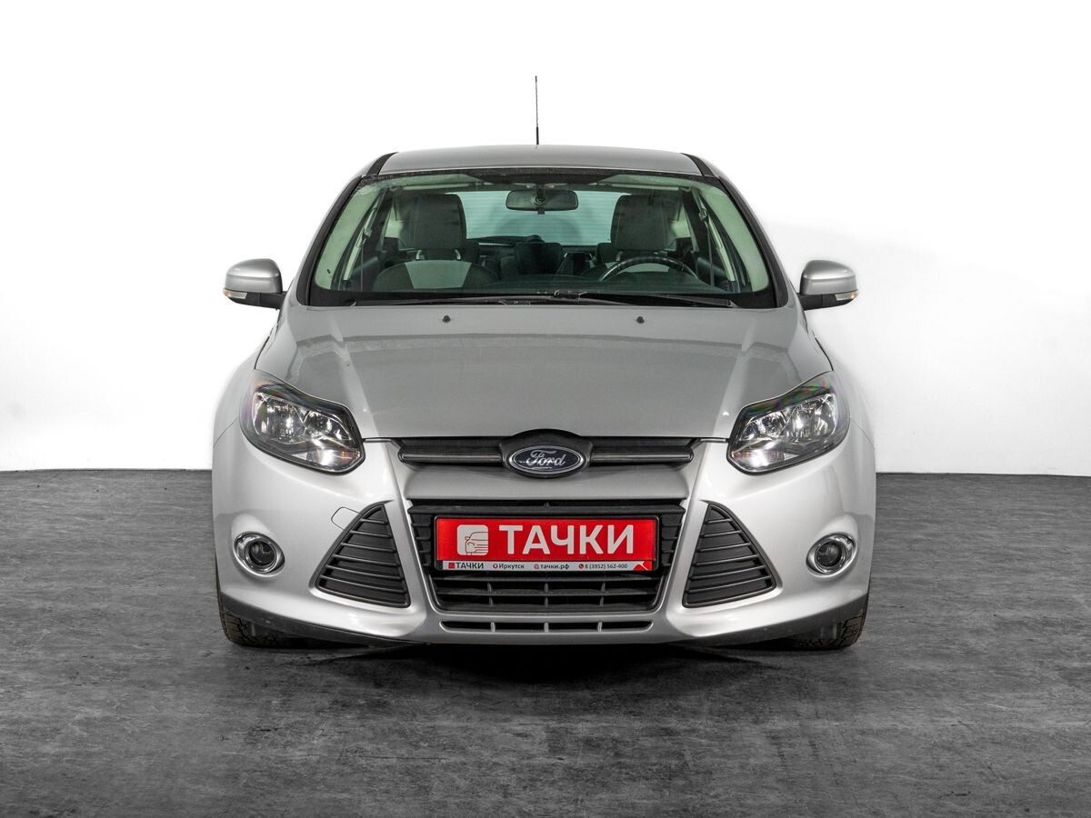 Ford Focus 2012 - фото автомобиля