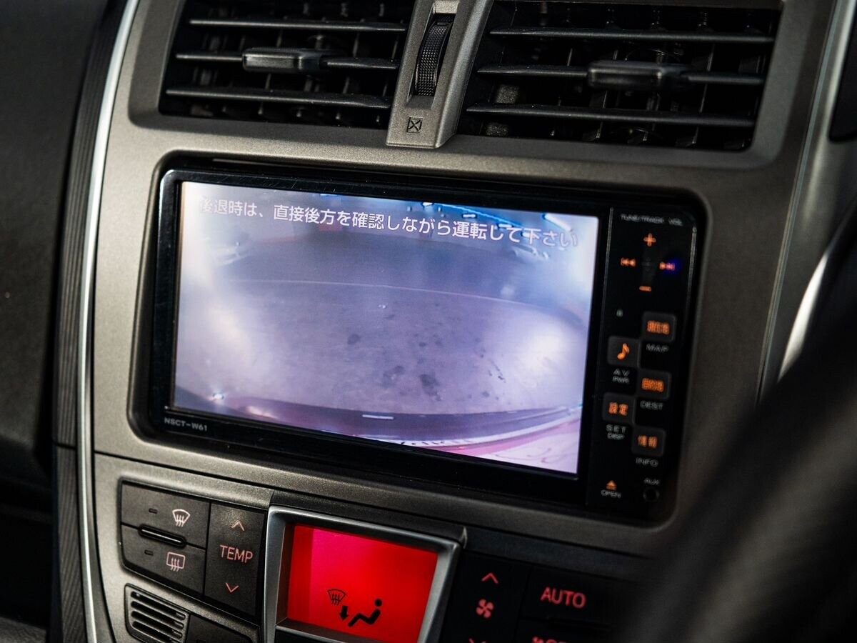 Toyota Ractis 2011 - фото автомобиля