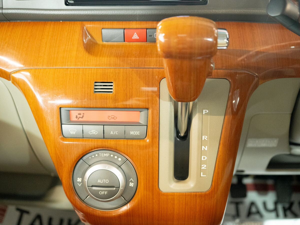 Daihatsu Atrai 2011 - фото автомобиля