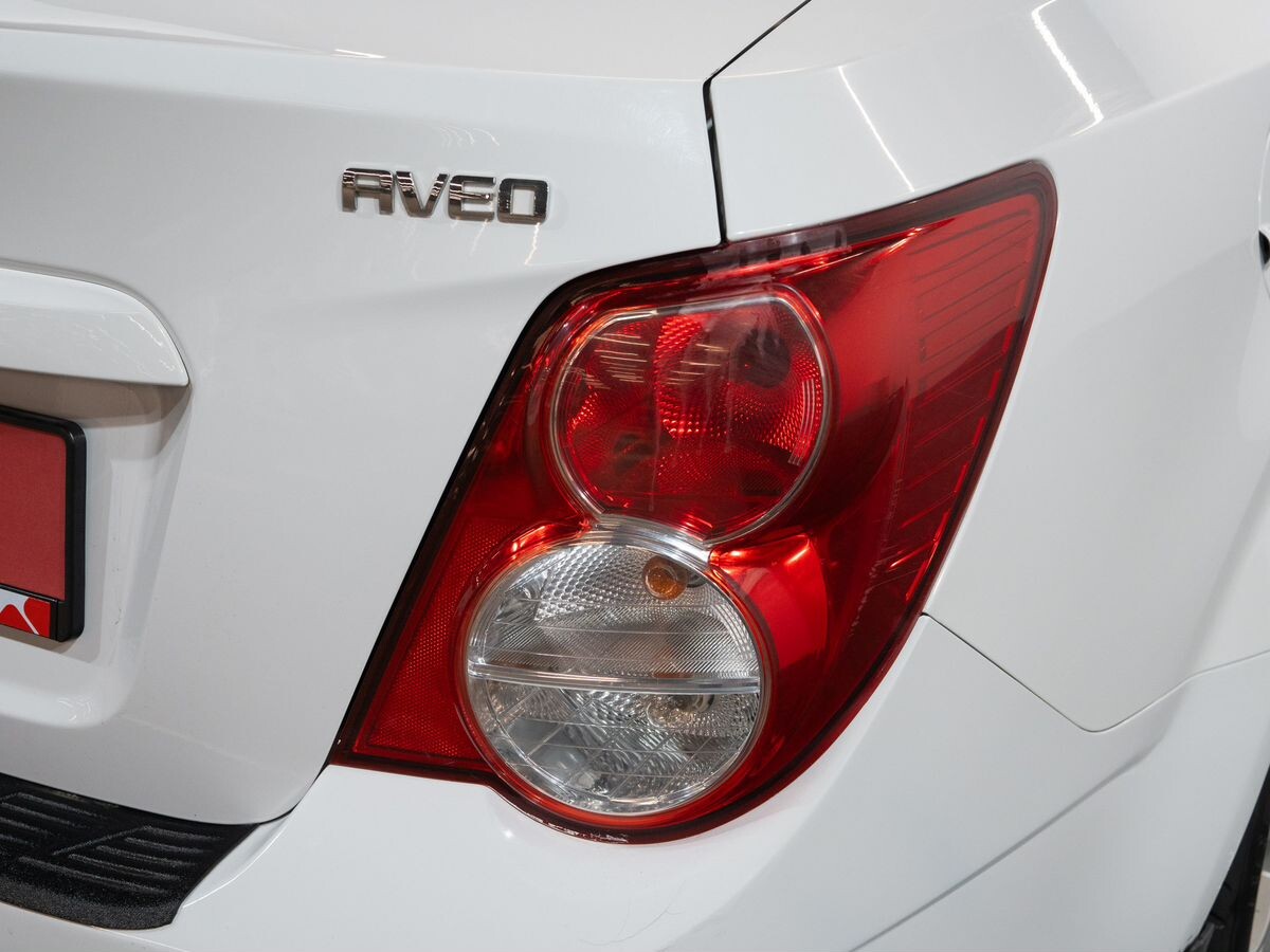 Chevrolet Aveo 2012 - фото автомобиля