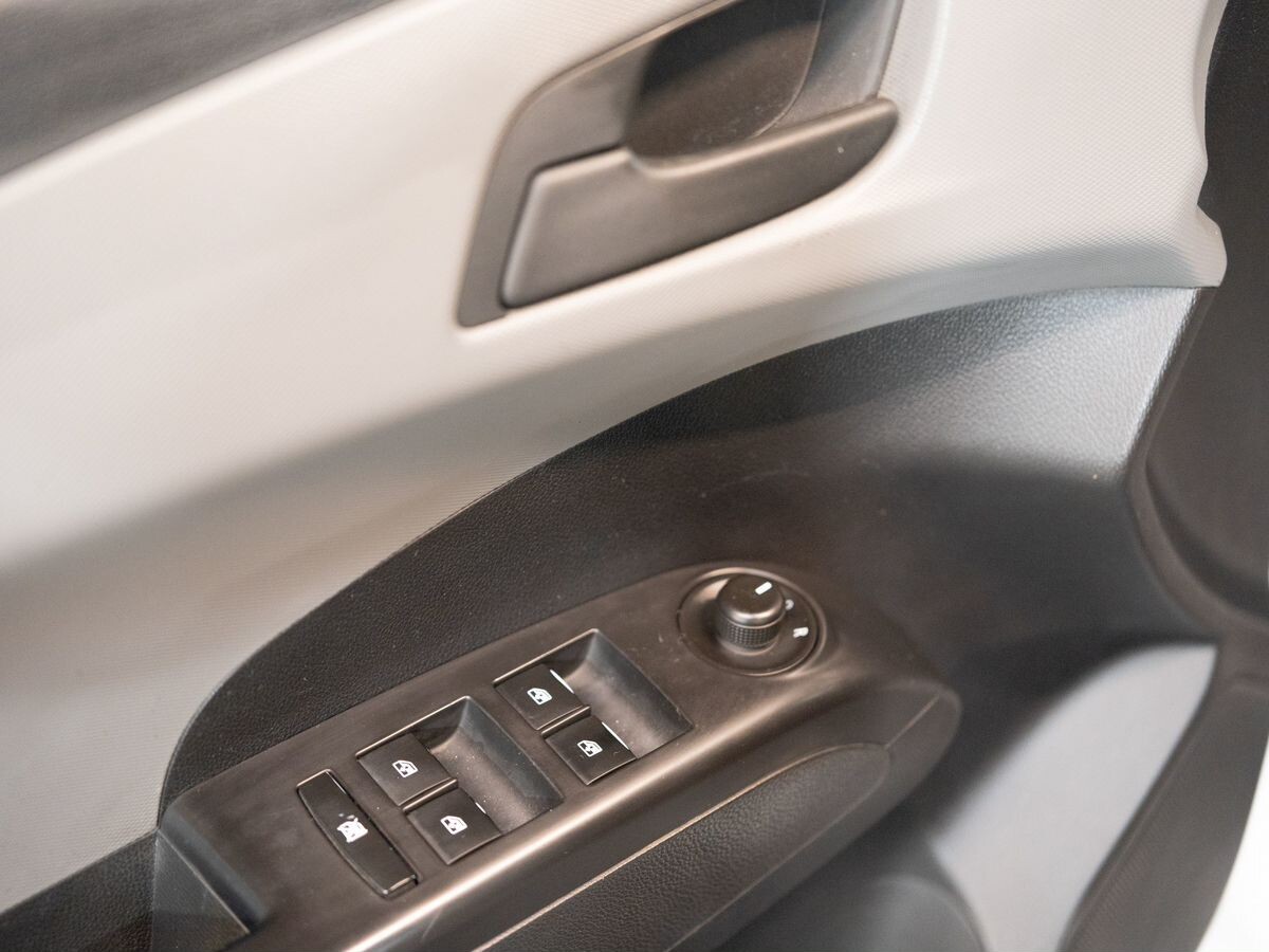 Chevrolet Aveo 2012 - фото автомобиля