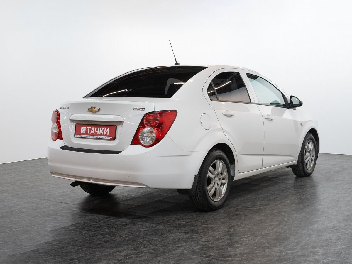 Chevrolet Aveo 2012 - фото автомобиля