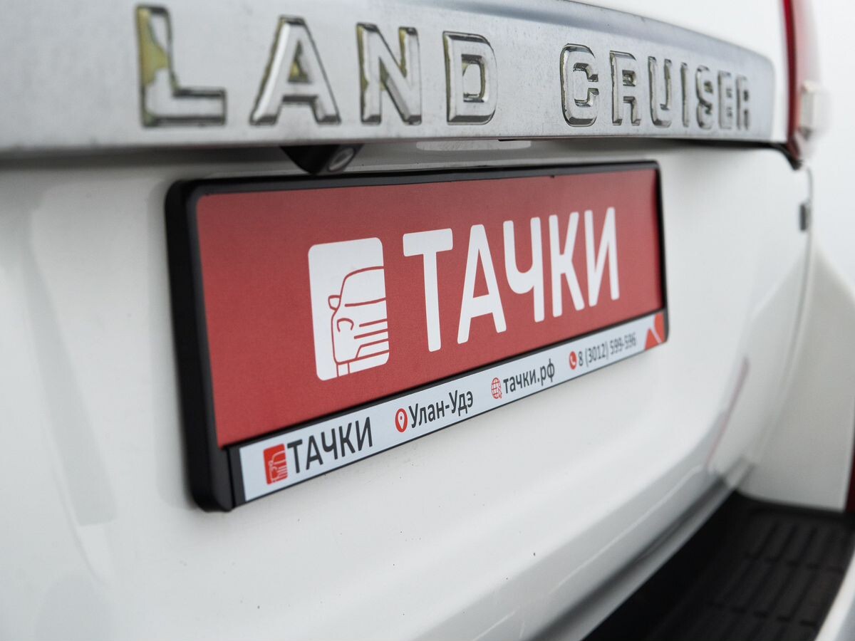 Toyota Land Cruiser 2011 - фото автомобиля