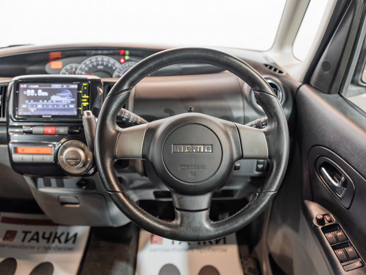 Daihatsu Tanto 2010 - фото автомобиля