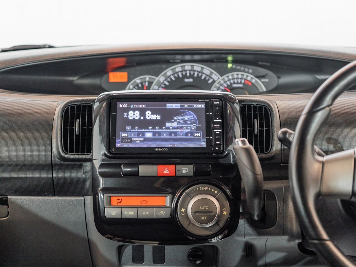 Daihatsu Tanto 2010 - фото автомобиля