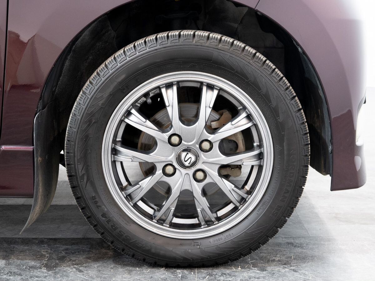 Daihatsu Tanto 2010 - фото автомобиля