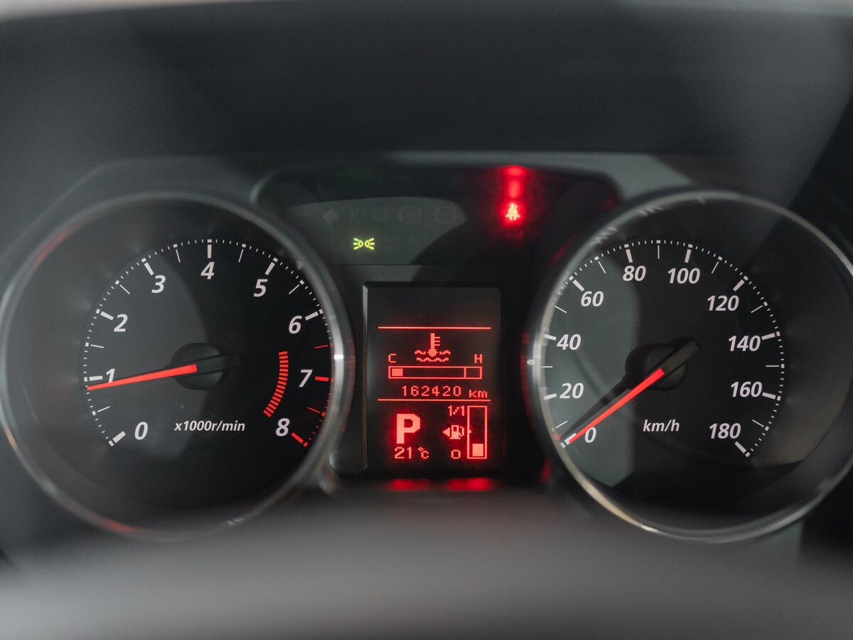 Mitsubishi Delica D:5 2015 - фото автомобиля