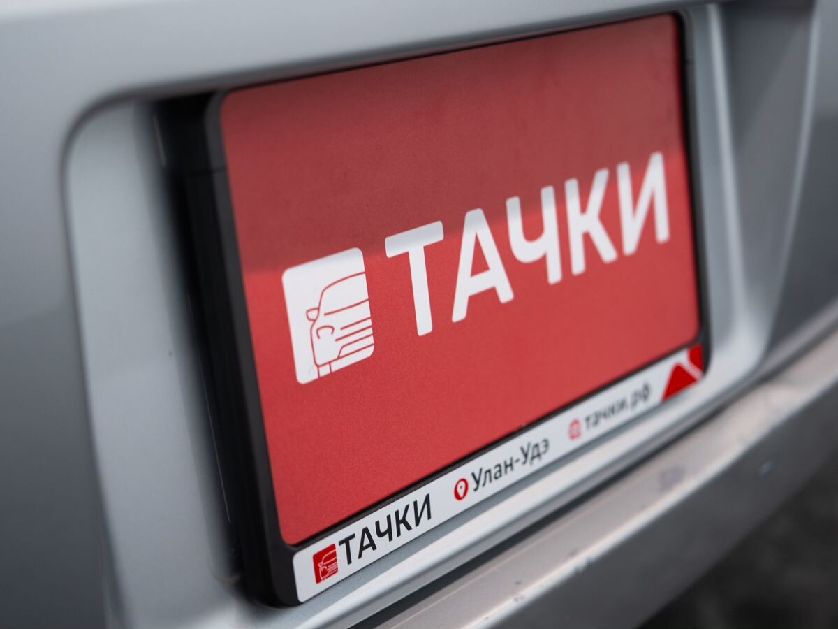 Mitsubishi Delica D:5 2015 - фото автомобиля