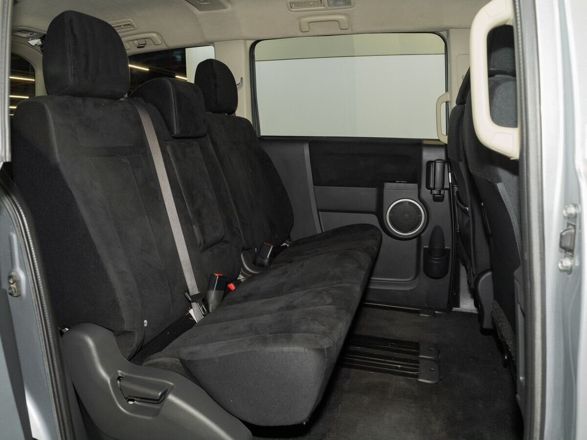 Mitsubishi Delica D:5 2015 - фото автомобиля