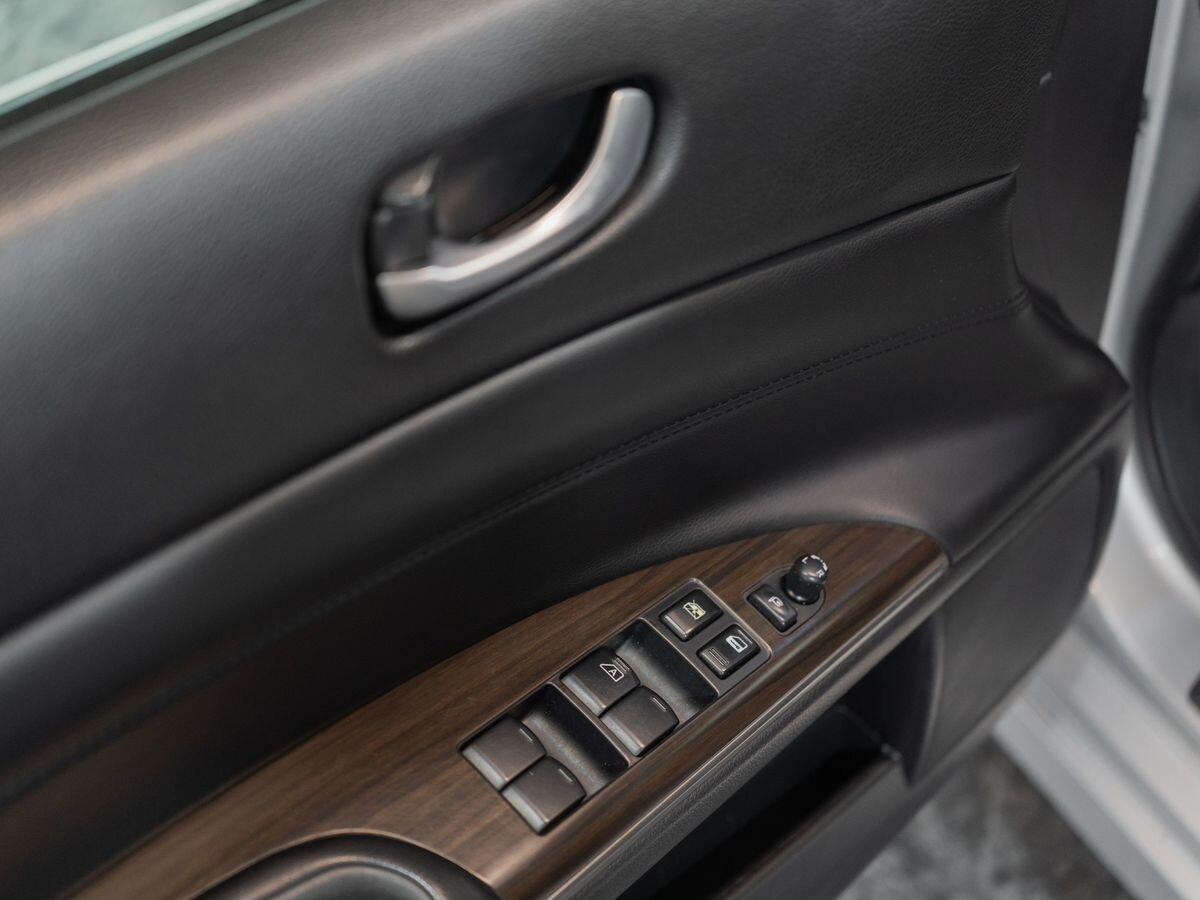 Nissan Teana 2012 - фото автомобиля