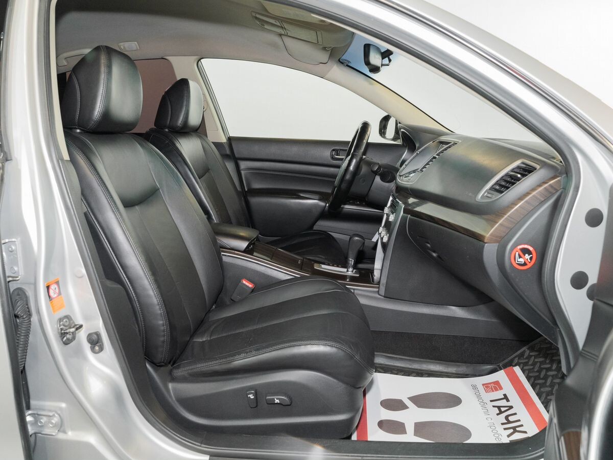 Nissan Teana 2012 - фото автомобиля