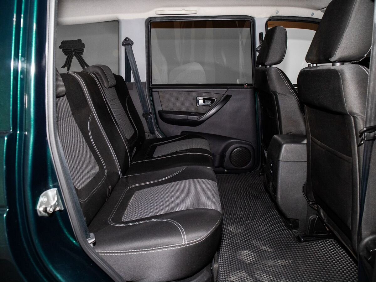 УАЗ Patriot 2015 - фото автомобиля