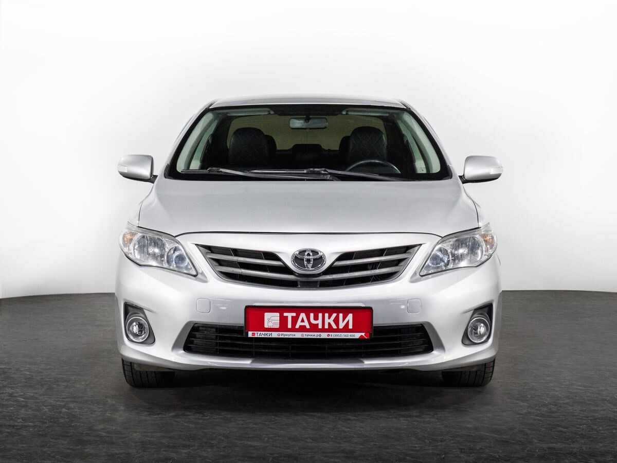 Toyota Corolla 2013 - фото автомобиля