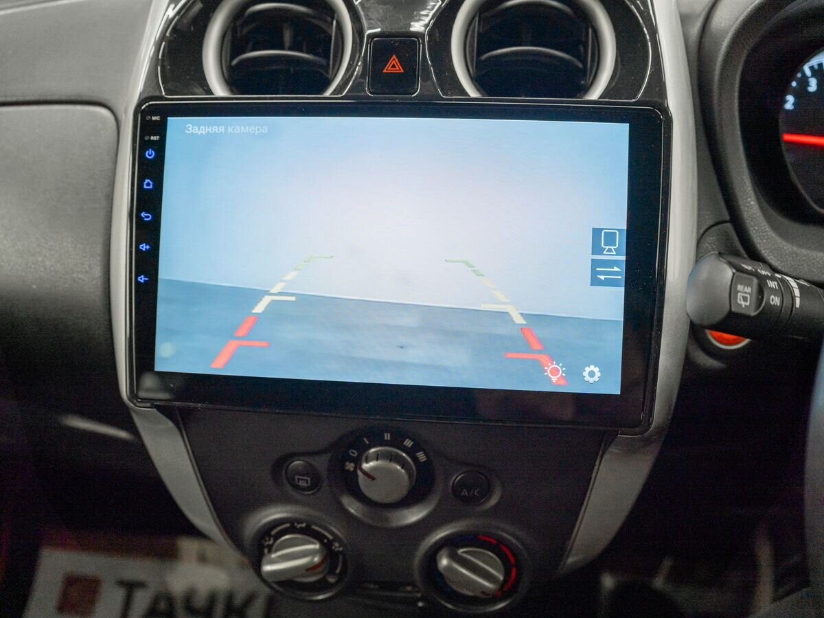 Nissan Note 2017 - фото автомобиля