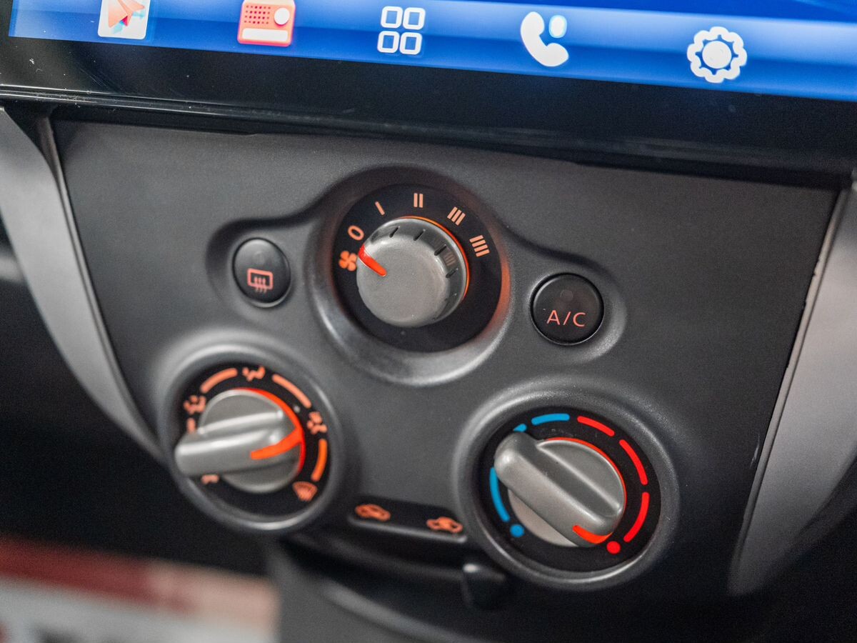 Nissan Note 2017 - фото автомобиля