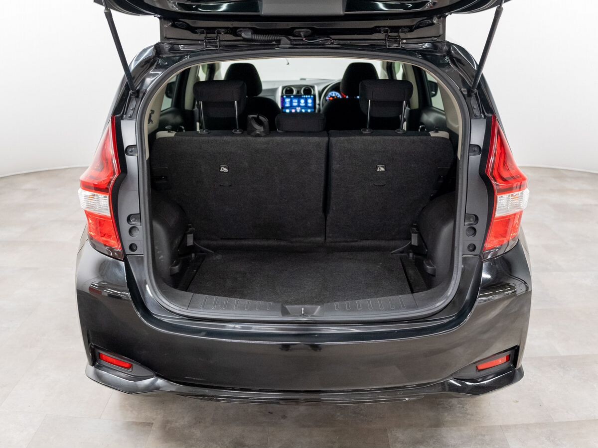 Nissan Note 2017 - фото автомобиля