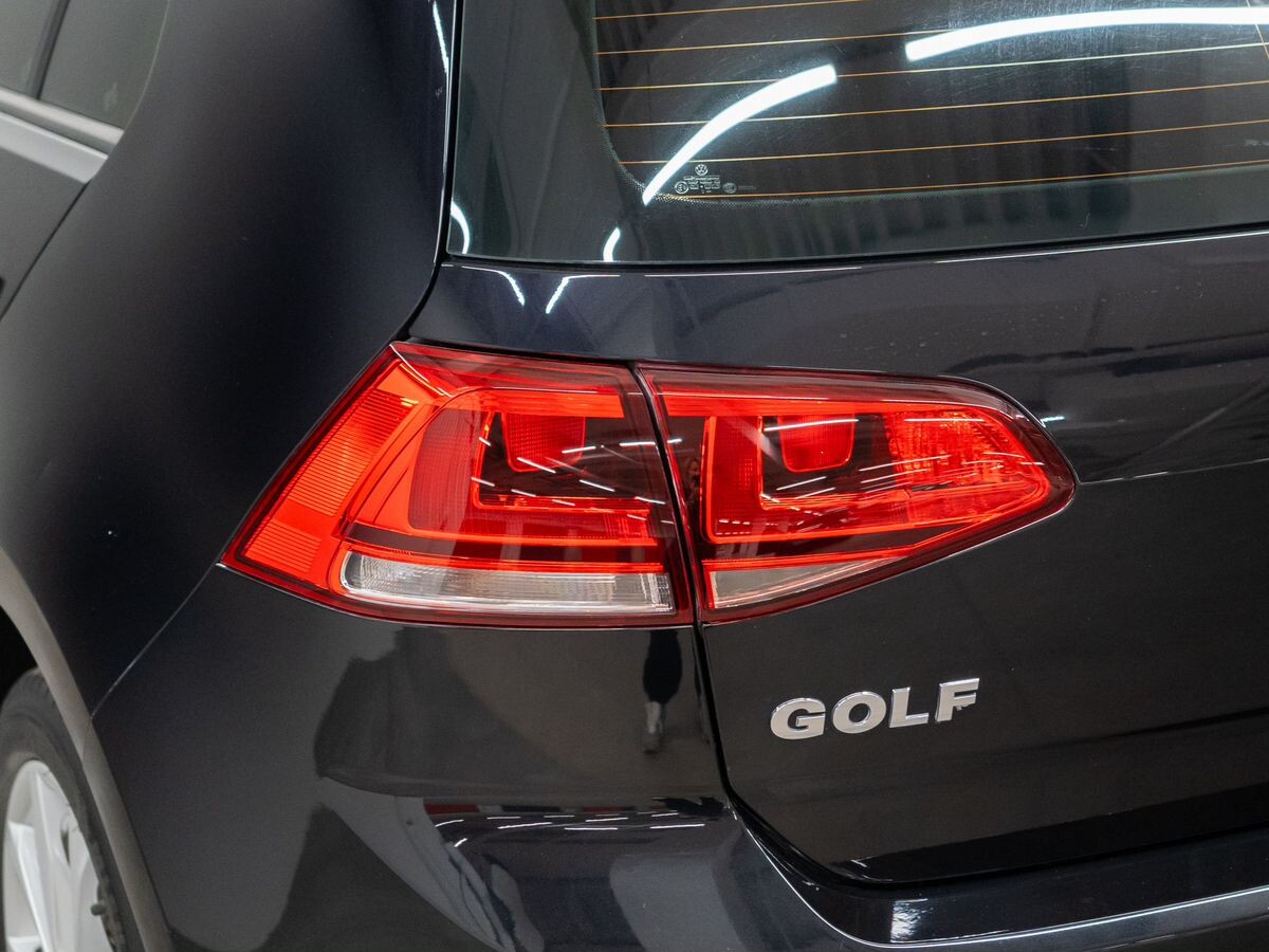 Volkswagen Golf 2013 - фото автомобиля