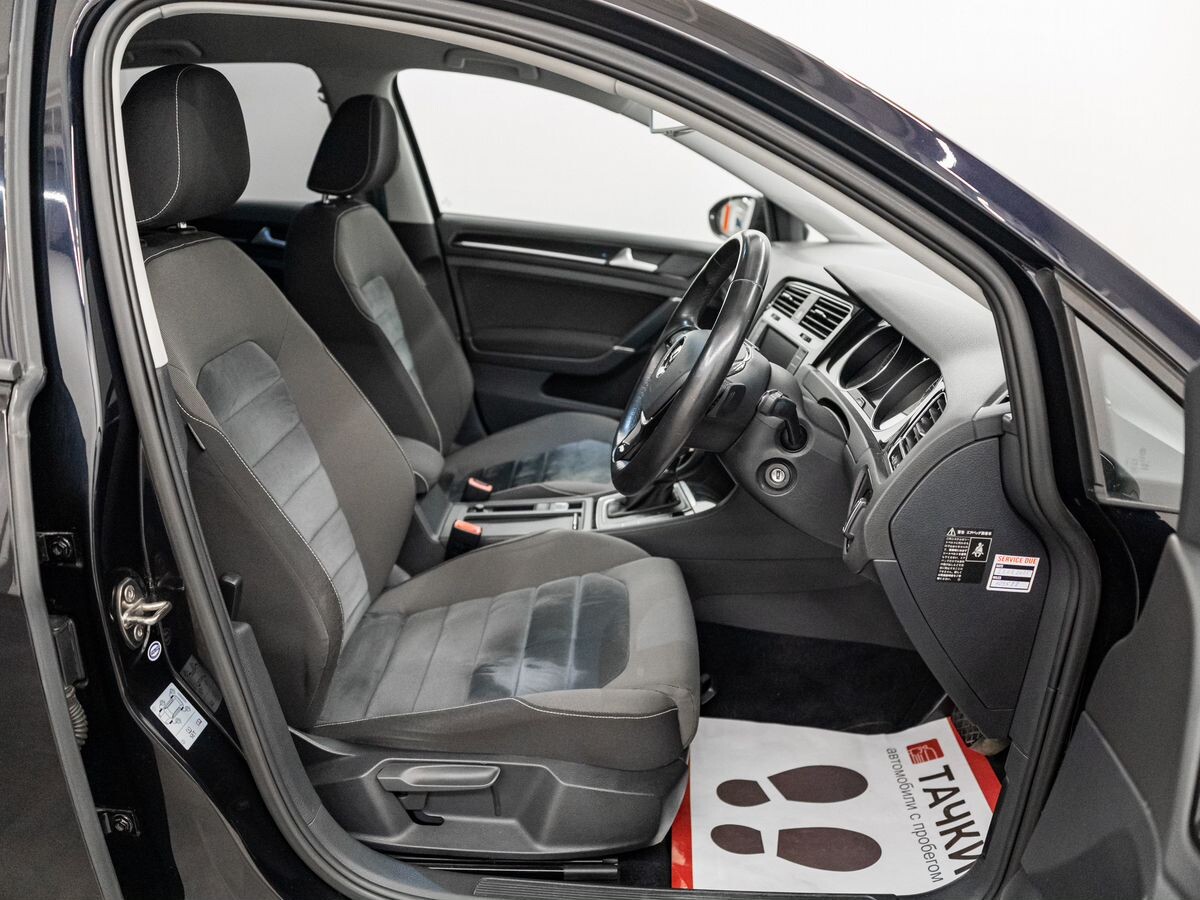 Volkswagen Golf 2013 - фото автомобиля