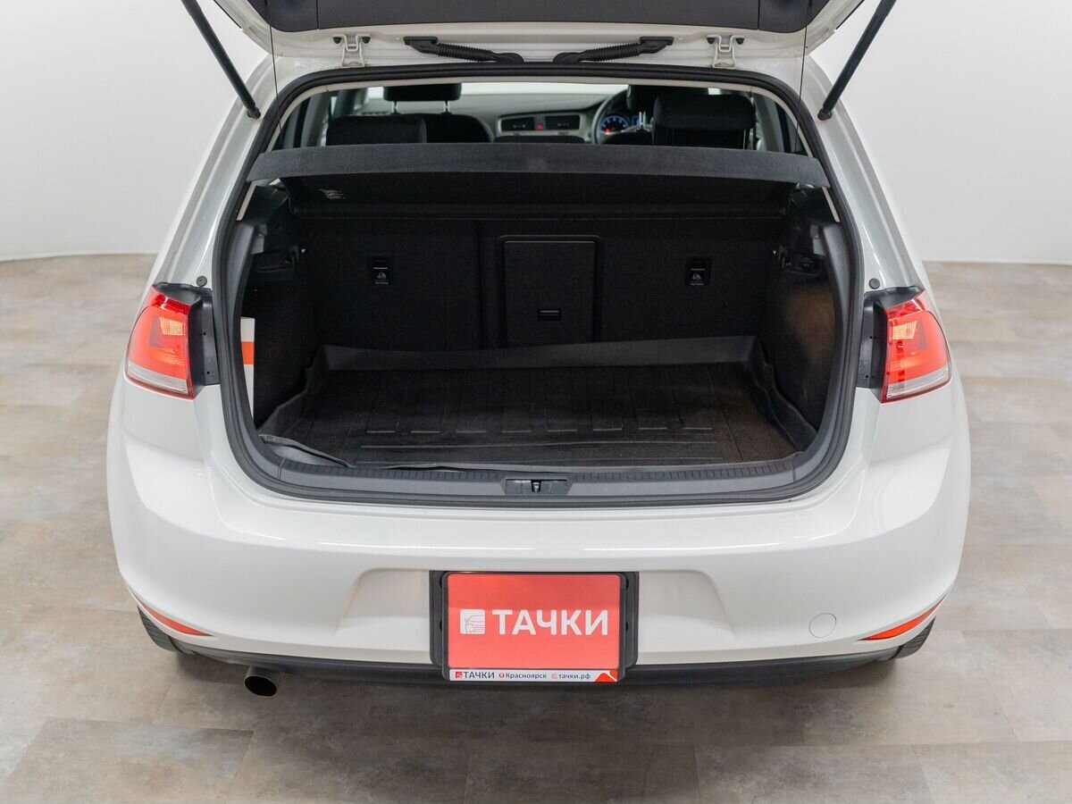 Volkswagen Golf 2015 - фото автомобиля