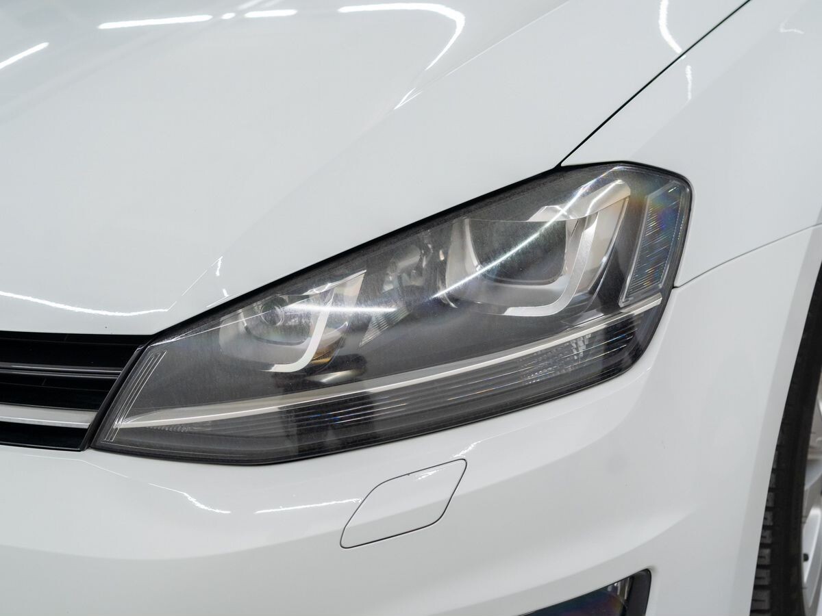 Volkswagen Golf 2015 - фото автомобиля