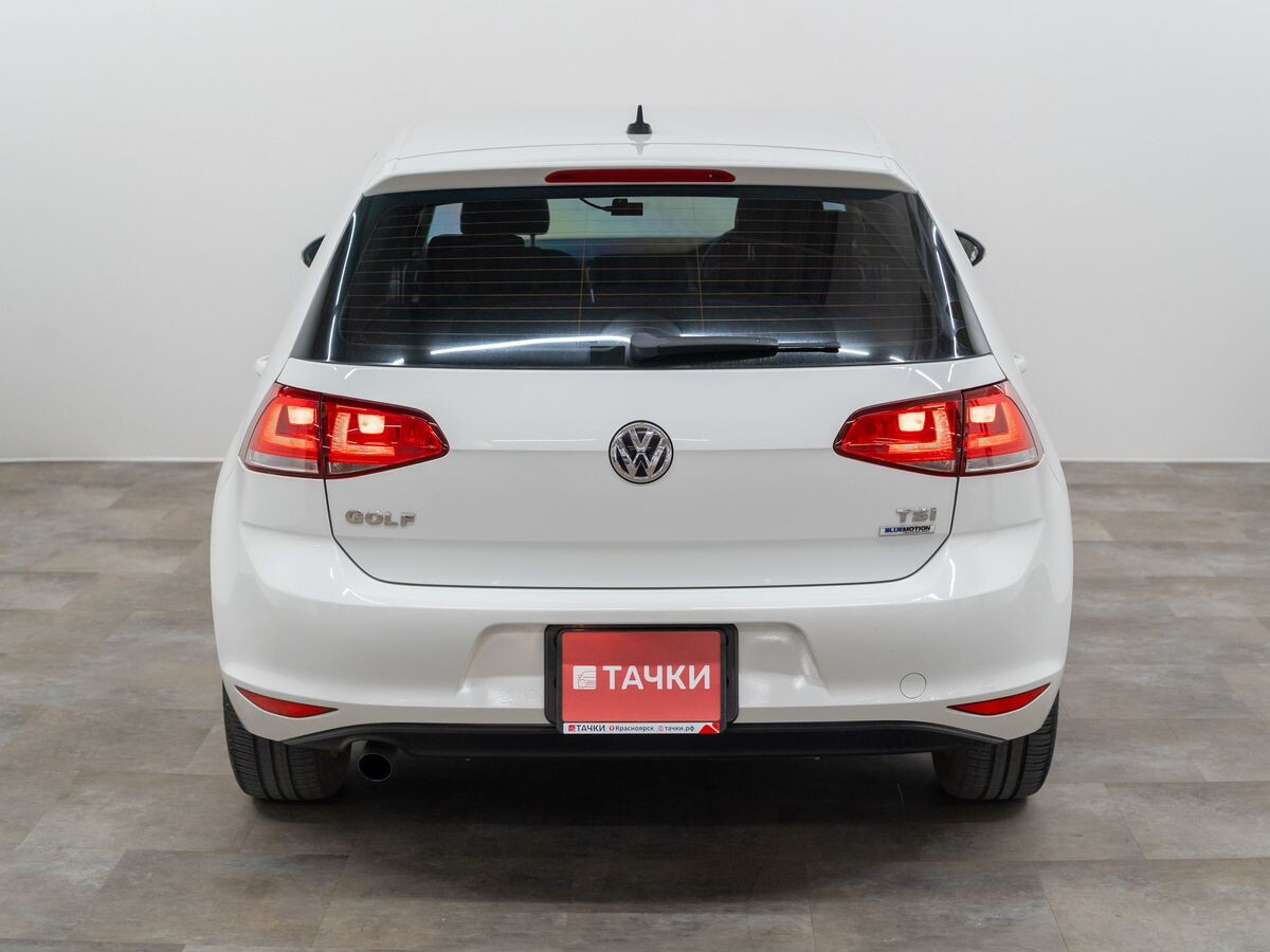 Volkswagen Golf 2015 - фото автомобиля