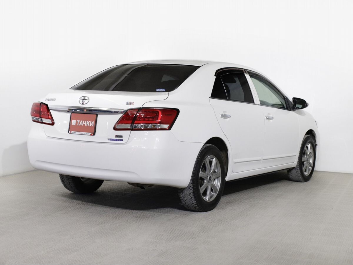 Toyota Premio 2018 - фото автомобиля