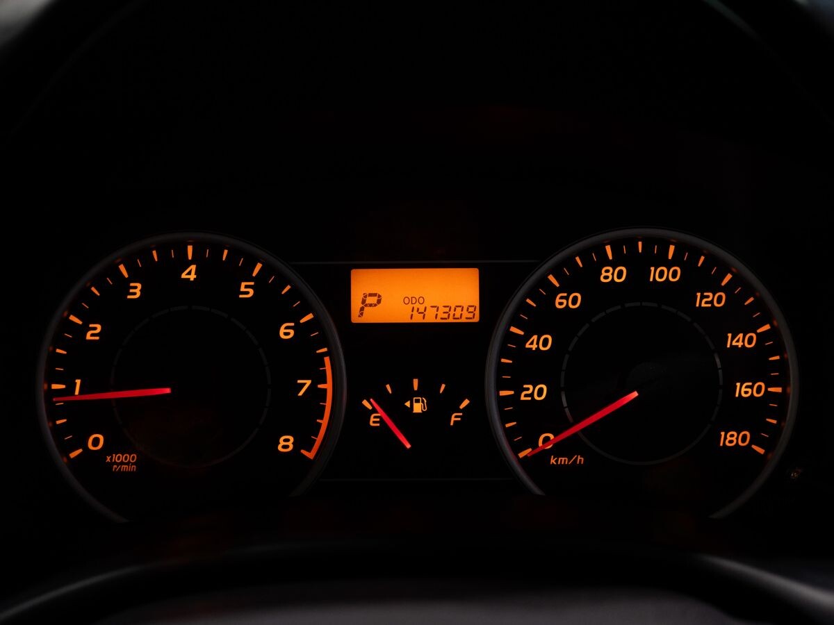 Toyota Wish 2010 - фото автомобиля