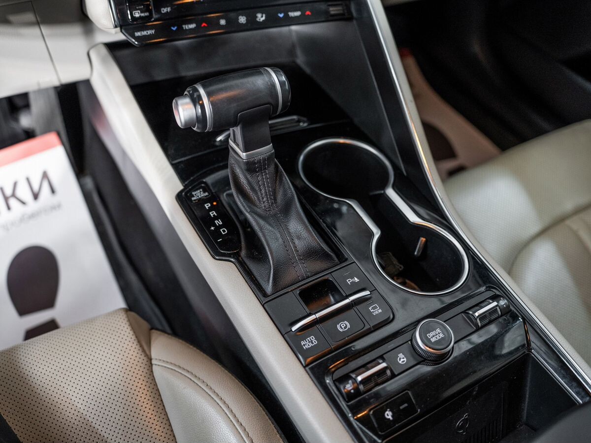 Kia K5 2020 - фото автомобиля