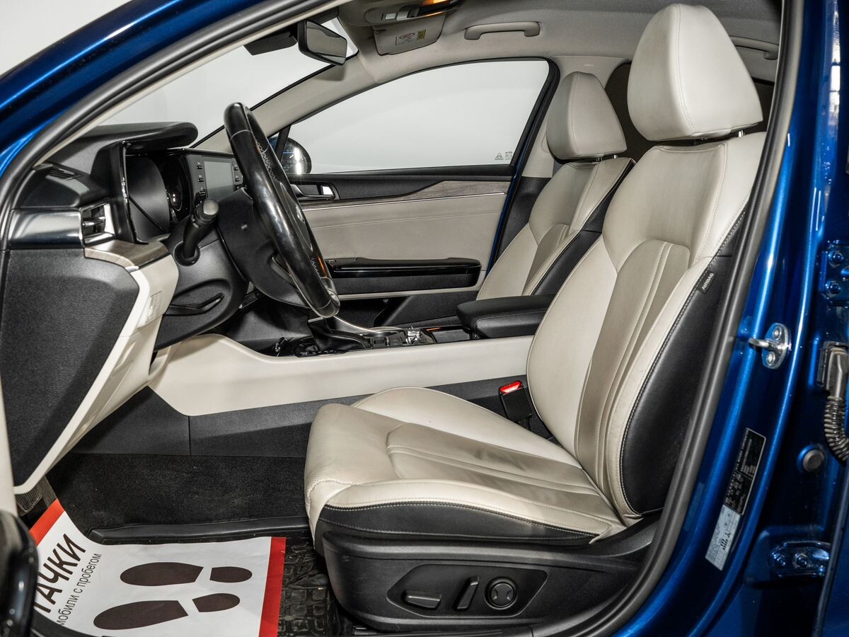 Kia K5 2020 - фото автомобиля