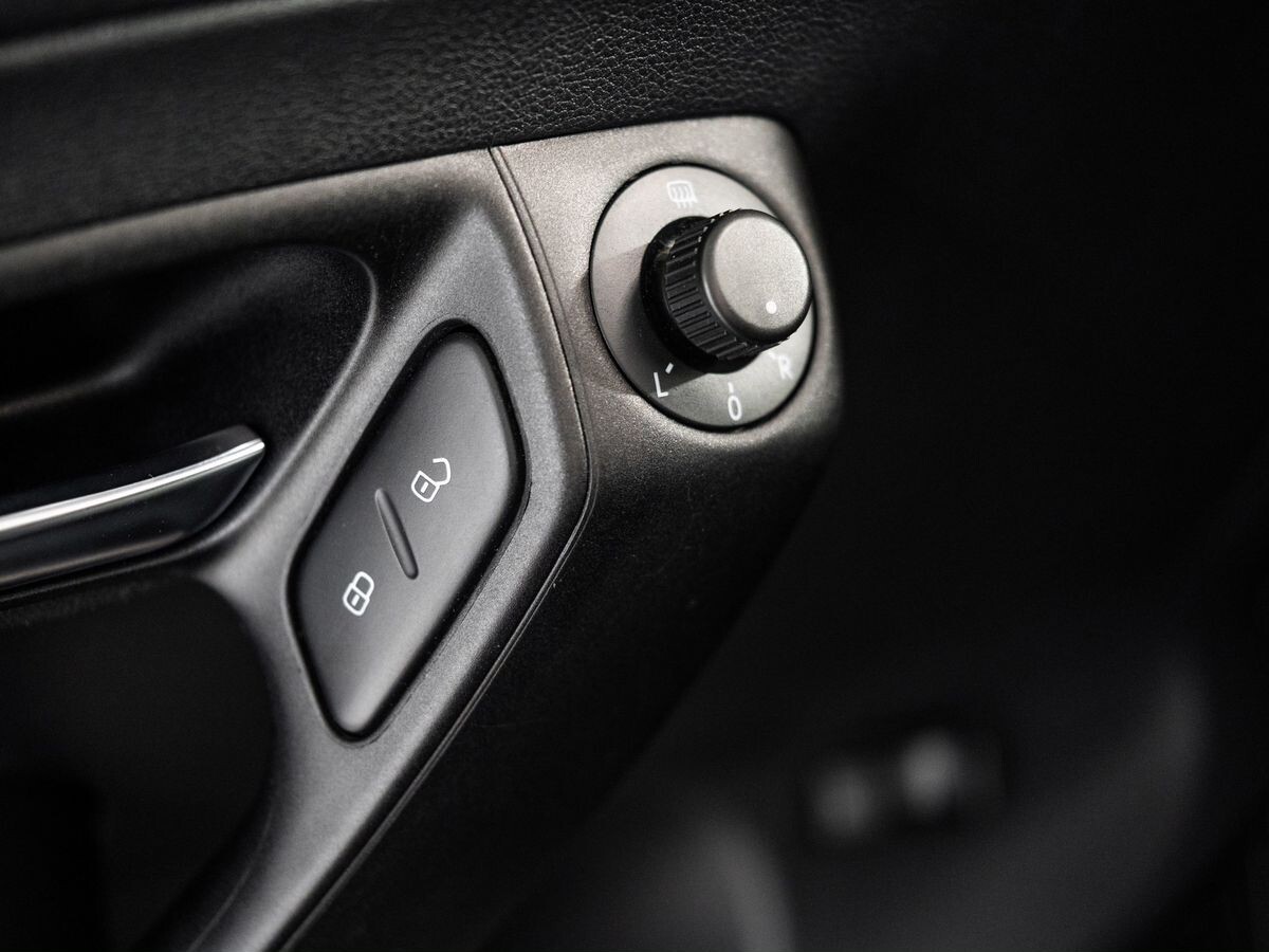 Volkswagen Polo 2020 - фото автомобиля