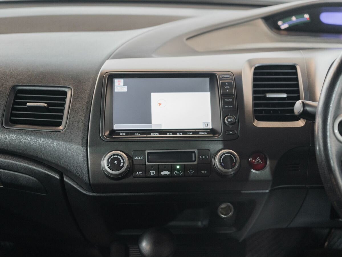 Honda Civic 2010 - фото автомобиля