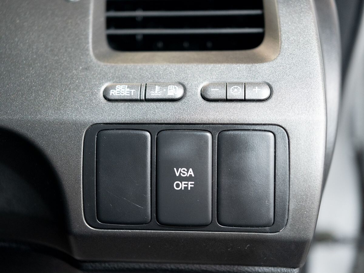 Honda Civic 2010 - фото автомобиля