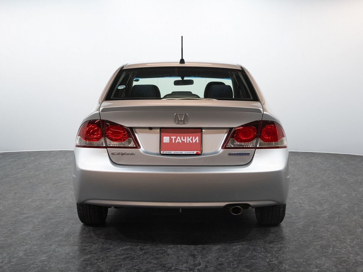 Honda Civic 2010 - фото автомобиля