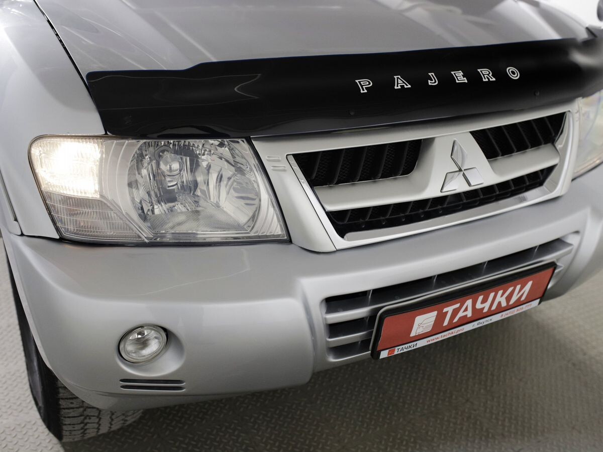 Mitsubishi Pajero 2005 - фото автомобиля